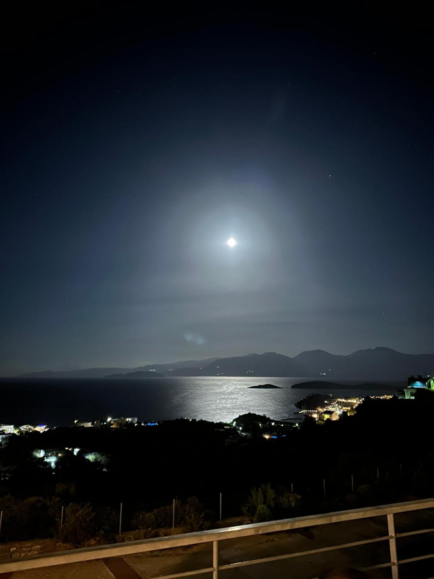 Villa Michelangelo Agios Nikolaos  Bagian luar foto